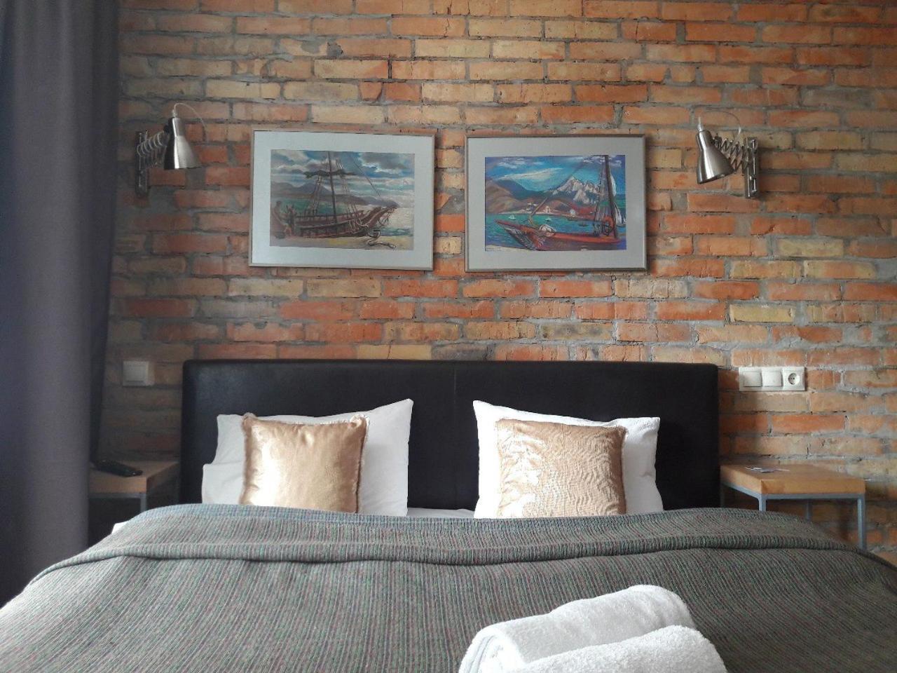 Mini Hotel On Demiivska Kijev Kültér fotó