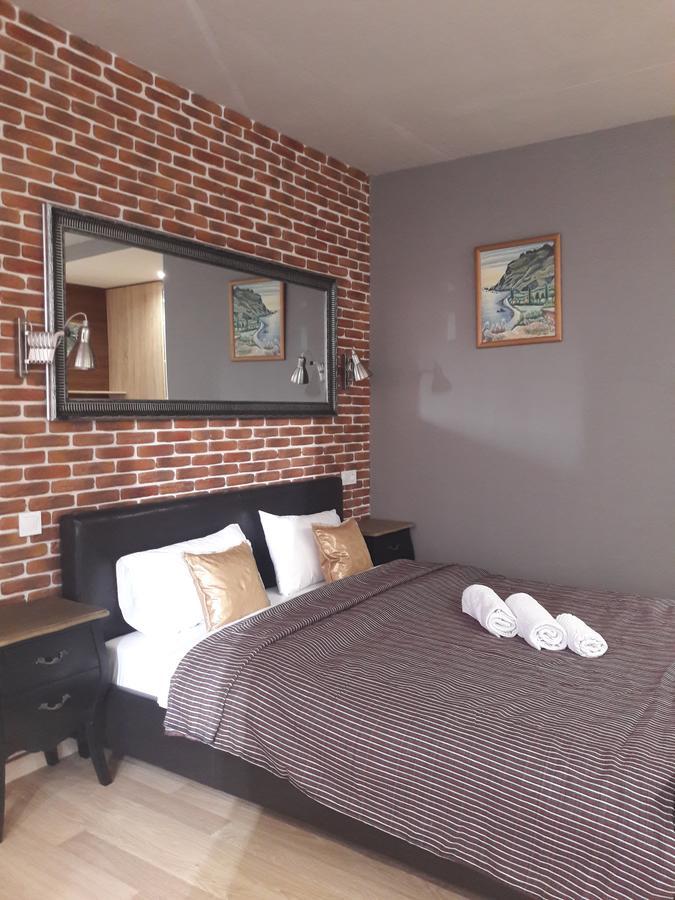 Mini Hotel On Demiivska Kijev Kültér fotó