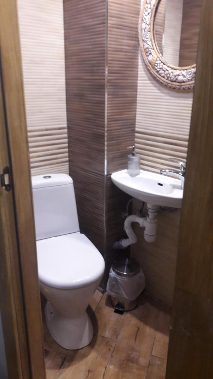 Mini Hotel On Demiivska Kijev Kültér fotó